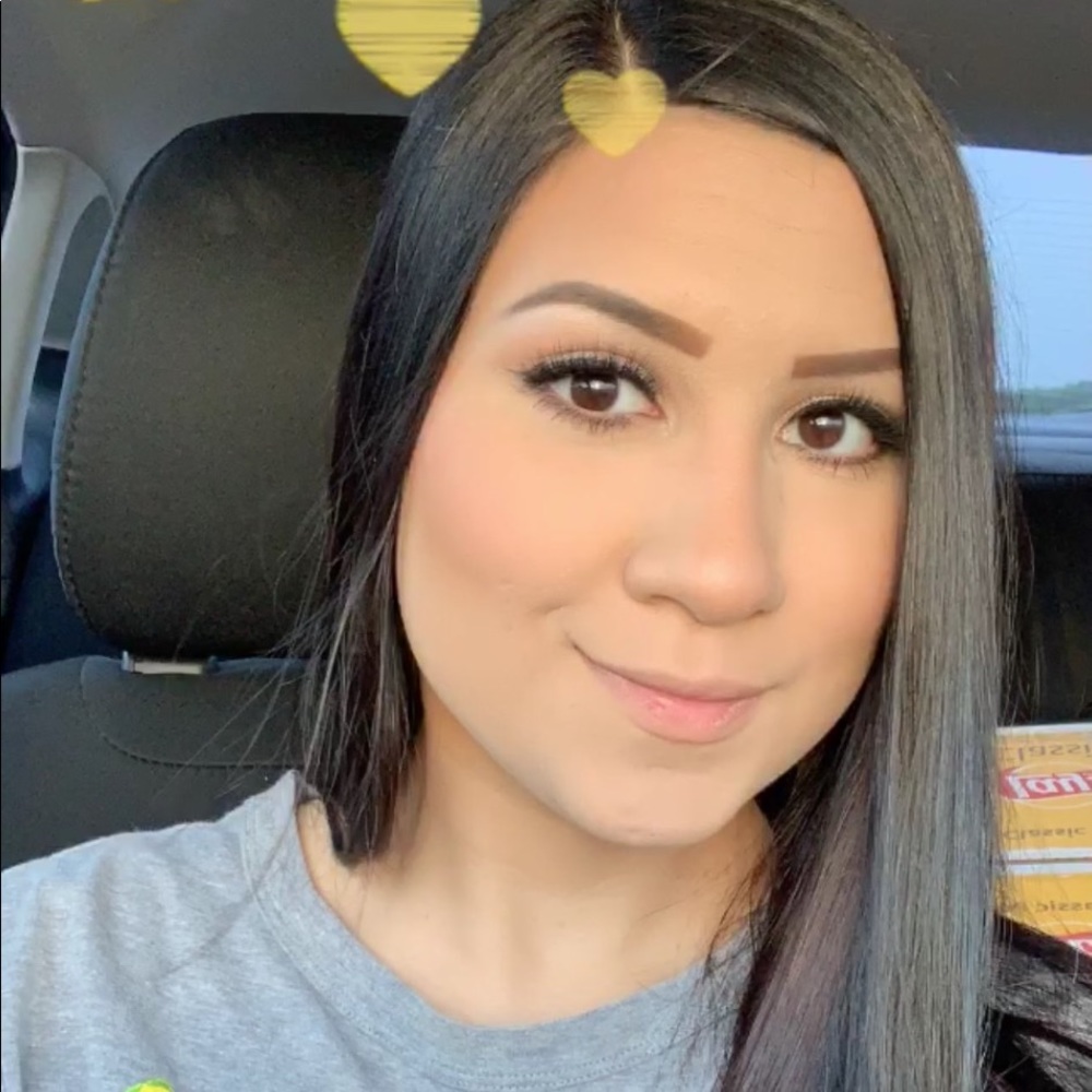 Meet your Posher, Darisel